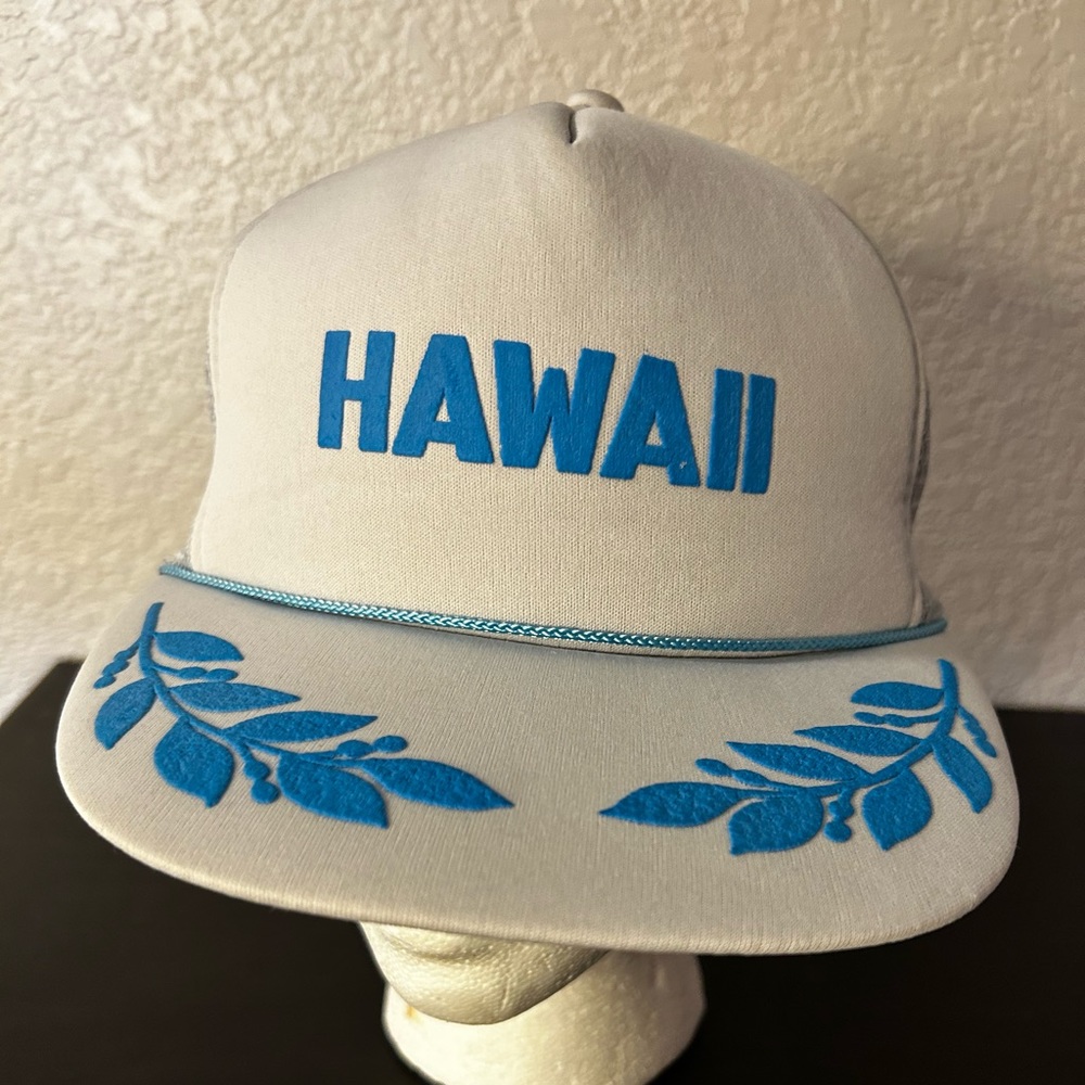 Vintage Hawaii “Captain” Styled Trucker Hat